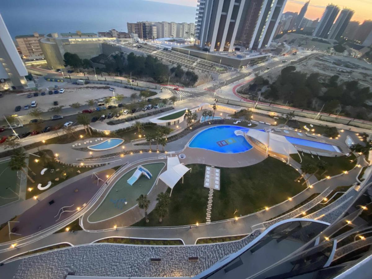 Lujoso Apartament Con Impresionantes Vistas Al Mar Benidorm Esterno foto