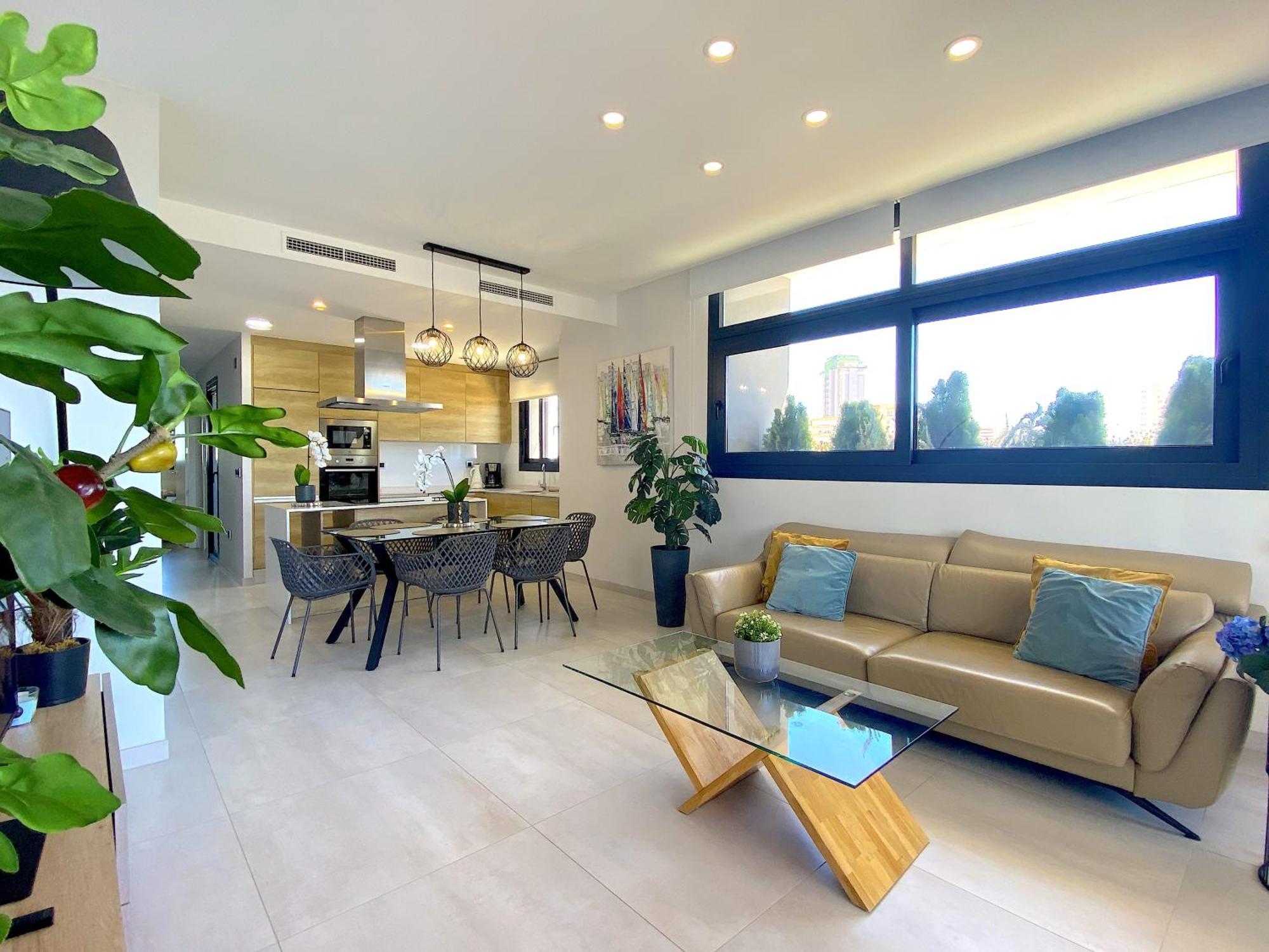 Lujoso Apartament Con Impresionantes Vistas Al Mar Benidorm Esterno foto