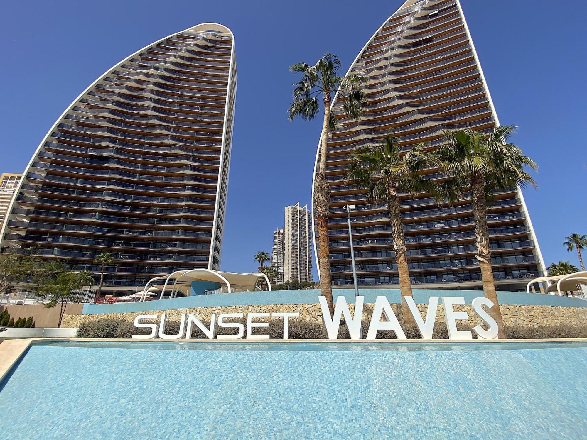 Lujoso Apartament Con Impresionantes Vistas Al Mar Benidorm Esterno foto